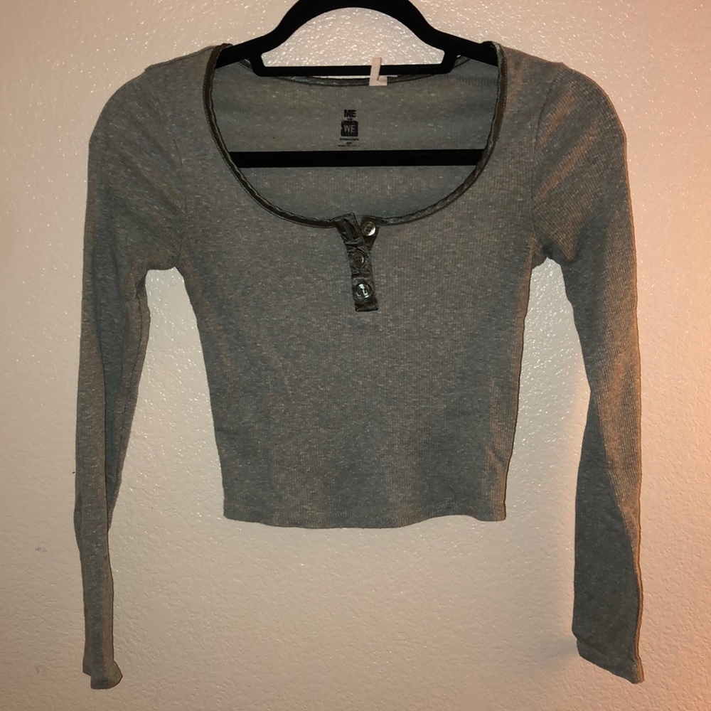 Cropped Green Long Sleeve Top